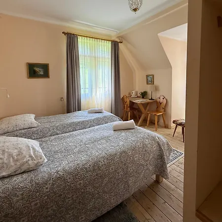 Dom Sw Stanislawa Проживание в семье *